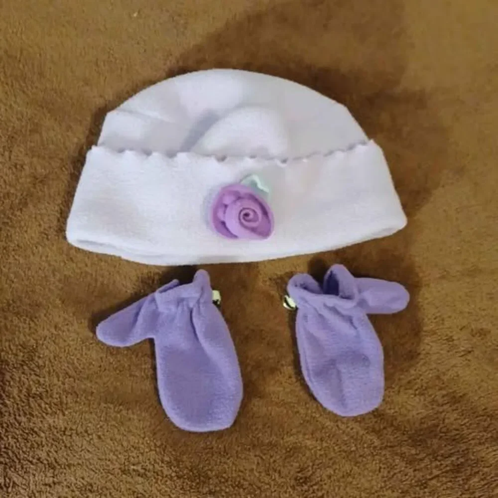 Mack & Co Hat and Mittens Set Purple Flower infant one size fits most